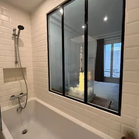 2 Bedrooms - Parisian Style - 25 Min From Le Louvre *